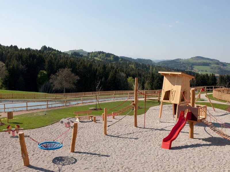 kinderspielplatz(c)eisgreissler