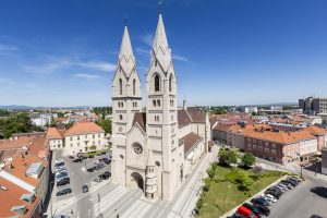 wiener-neustadt-domplatz-93053(c)wieneralpen-zwickl