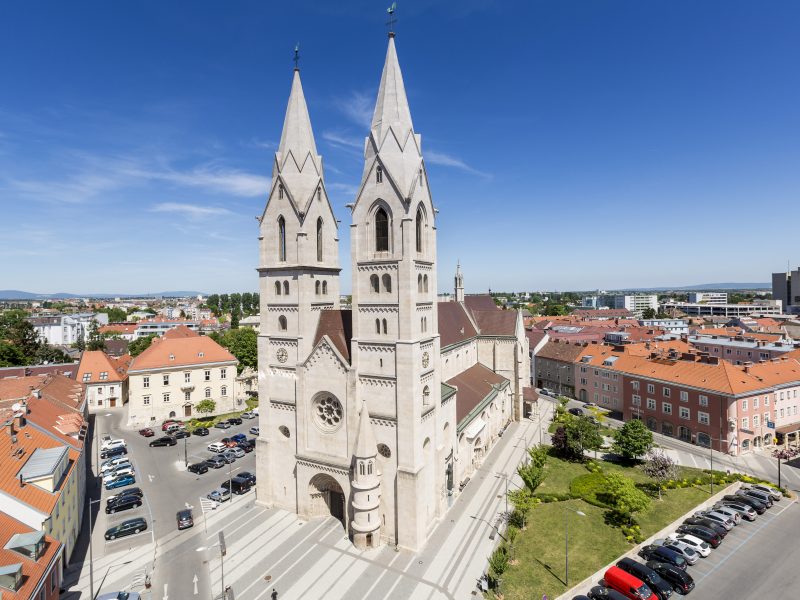 wiener-neustadt-domplatz-93053(c)wieneralpen-zwickl